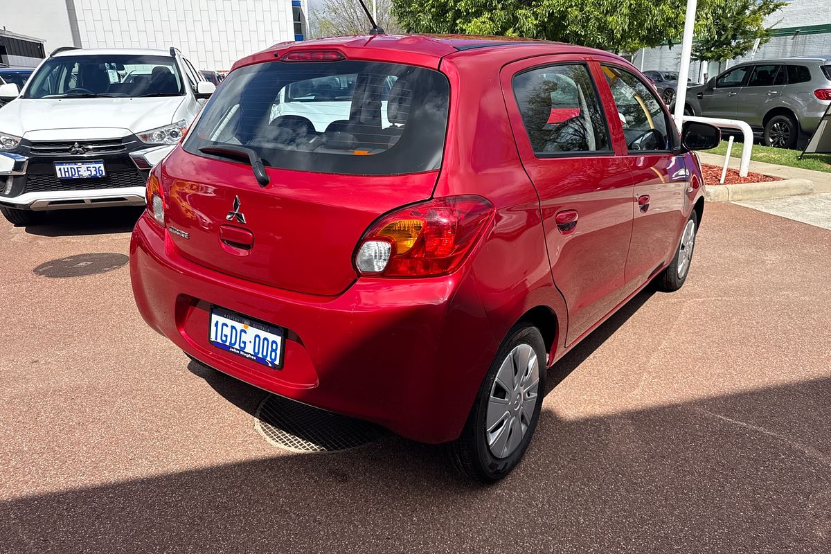 2016 Mitsubishi Mirage ES LA