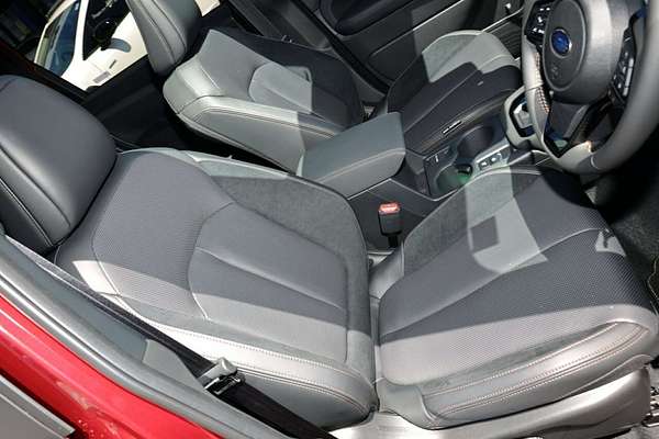 2025 Subaru Forester Hybrid Touring S6