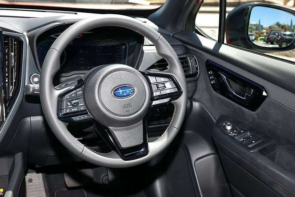 2025 Subaru Forester Hybrid Touring S6