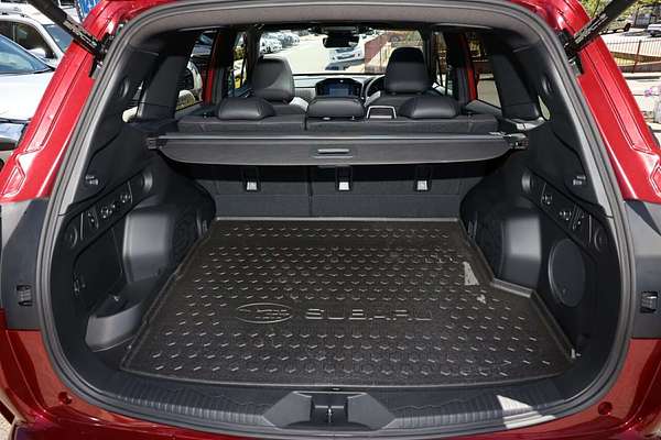 2025 Subaru Forester Hybrid Touring S6