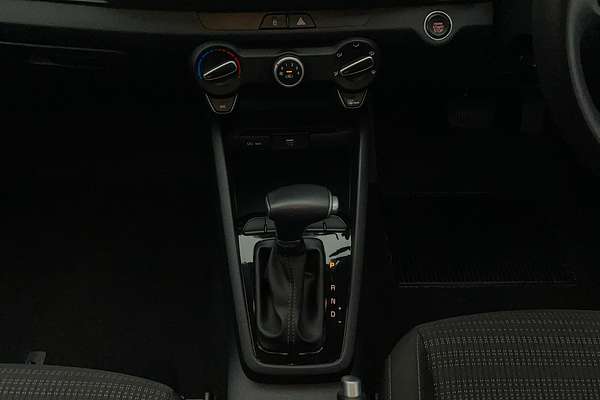 2023 Kia Stonic Sport YB