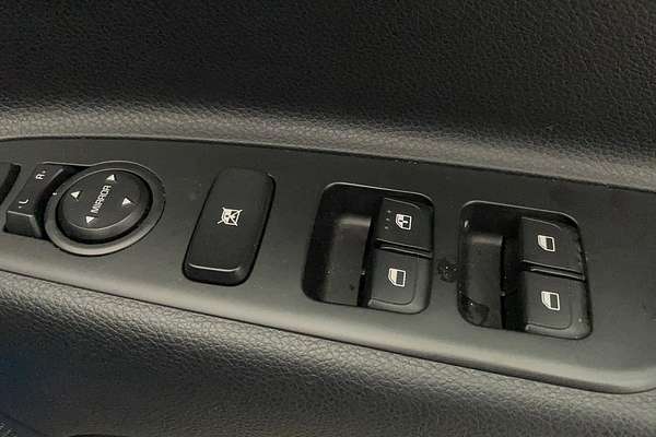 2023 Kia Stonic Sport YB