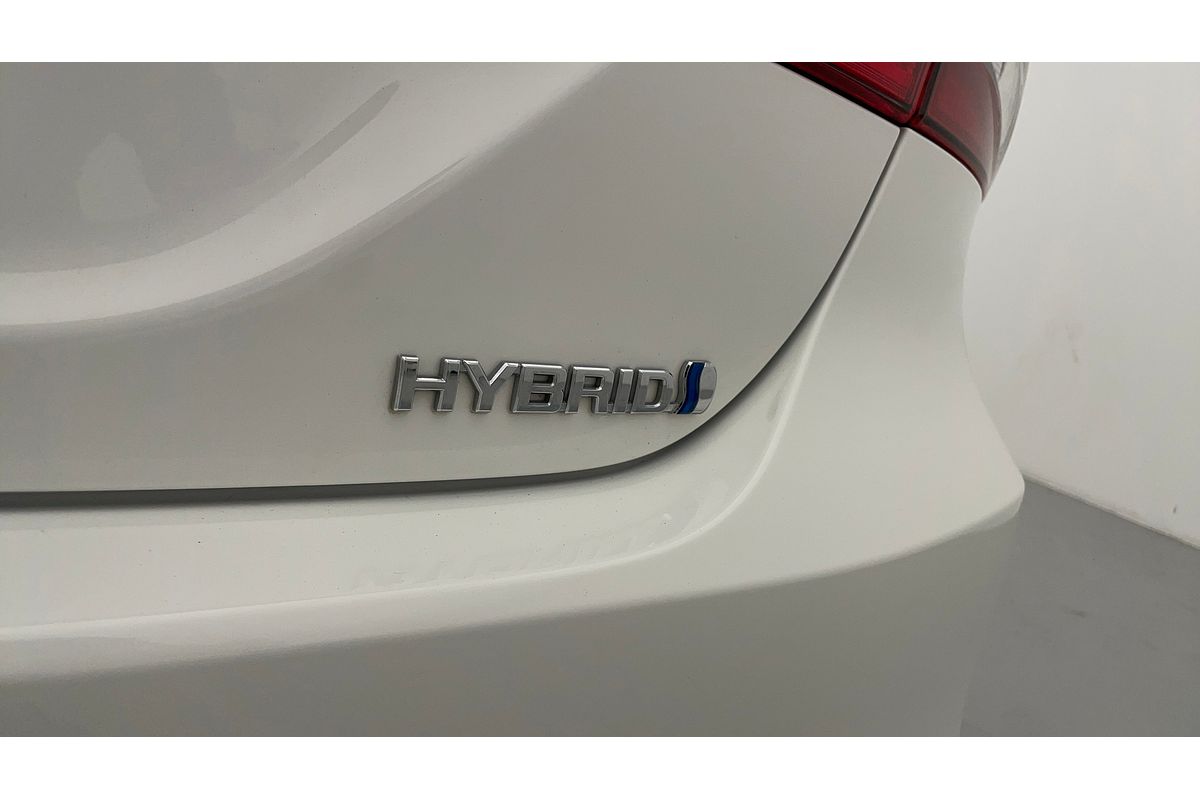 2022 Toyota Camry Ascent AXVH70R