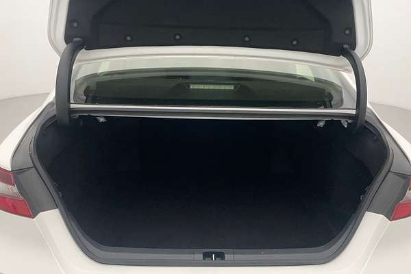 2022 Toyota Camry Ascent AXVH70R