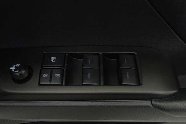 2022 Toyota Camry Ascent AXVH70R