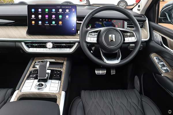 2025 GWM Tank 500 Ultra Hi4-T PHEV P03