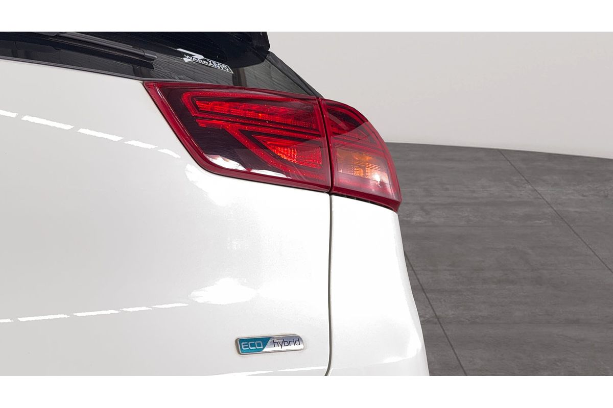 2021 Kia Niro Hybrid Sport DE