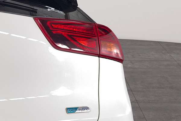 2021 Kia Niro Hybrid Sport DE