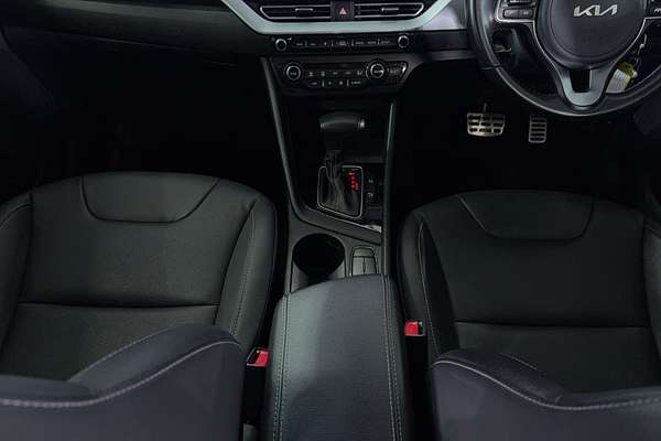 2021 Kia Niro Hybrid Sport DE