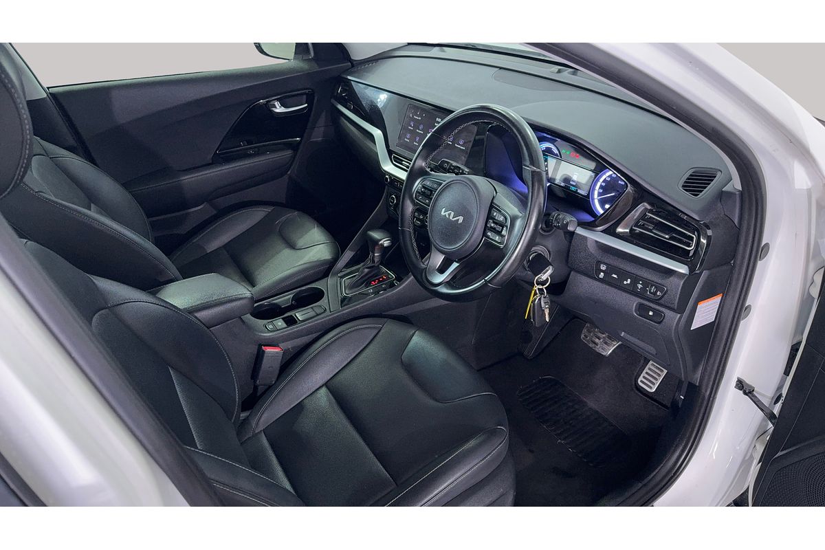 2021 Kia Niro Hybrid Sport DE