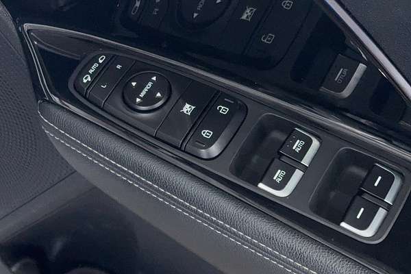 2021 Kia Niro Hybrid Sport DE