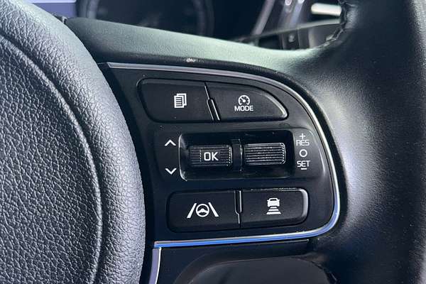 2021 Kia Niro Hybrid Sport DE