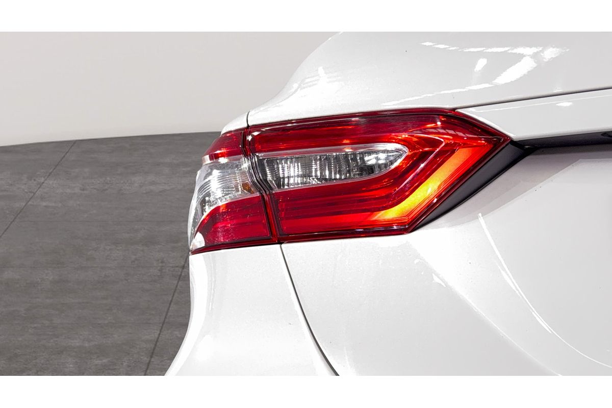 2020 Toyota Camry Ascent AXVH71R