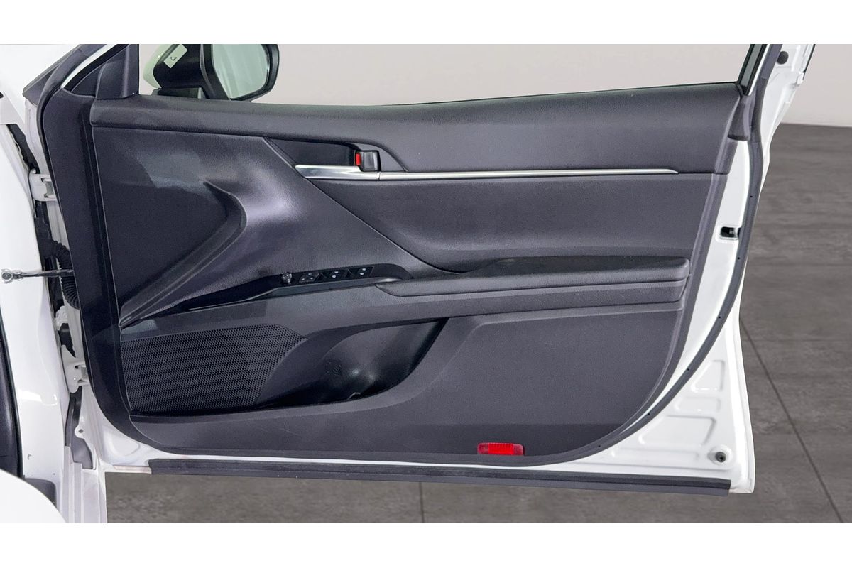 2020 Toyota Camry Ascent AXVH71R