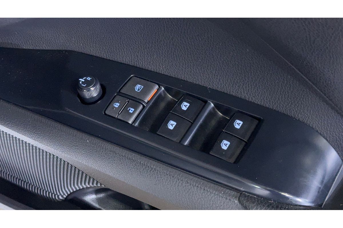 2020 Toyota Camry Ascent AXVH71R