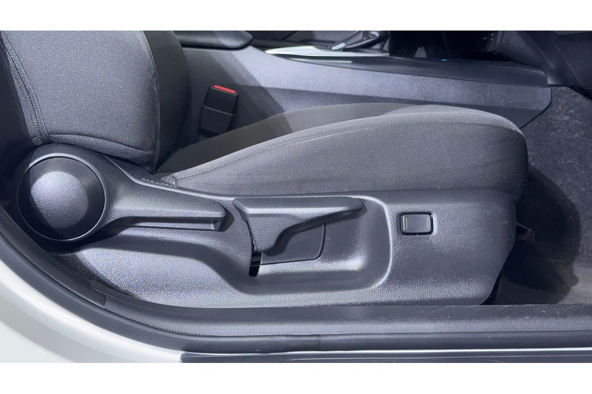 2020 Toyota Camry Ascent AXVH71R