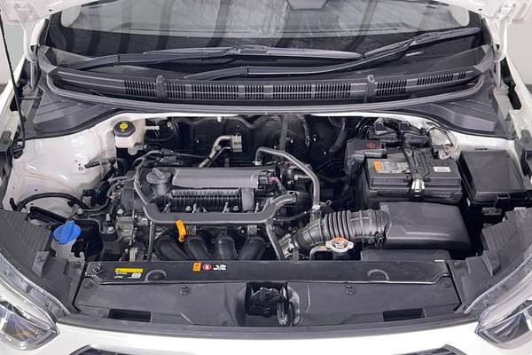 2023 Kia Stonic S YB