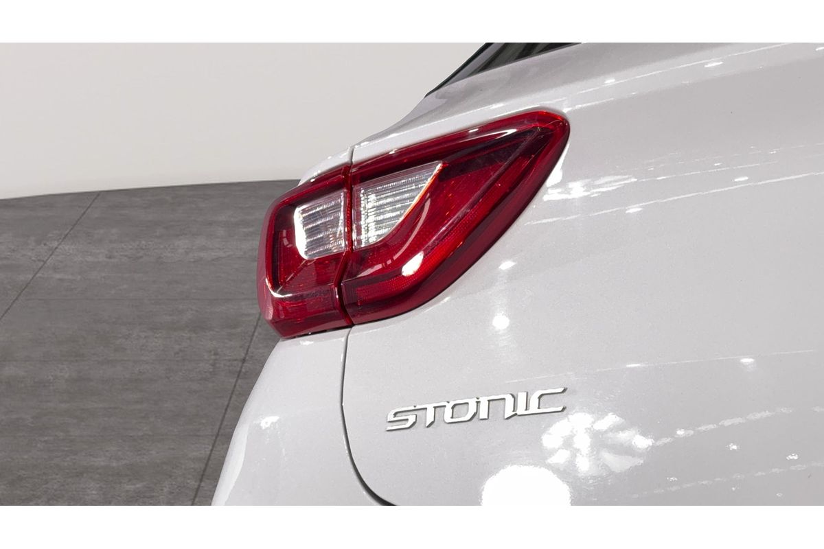 2023 Kia Stonic S YB