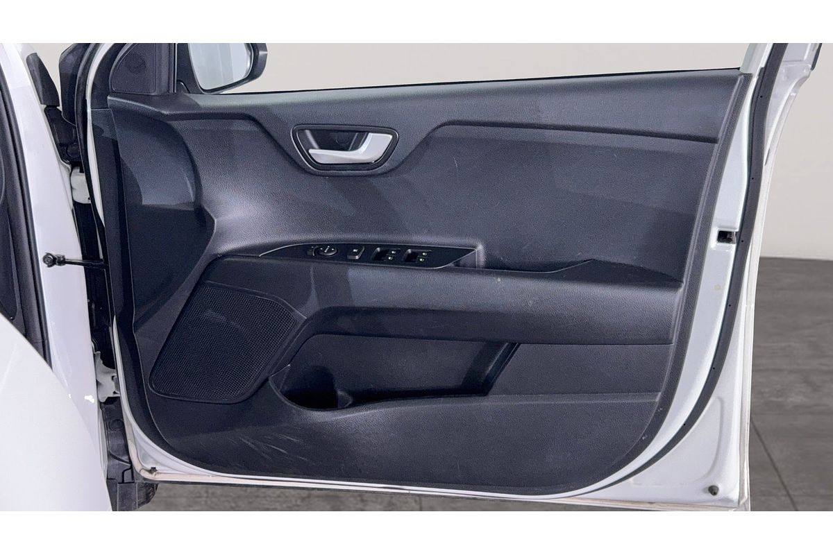 2023 Kia Stonic S YB