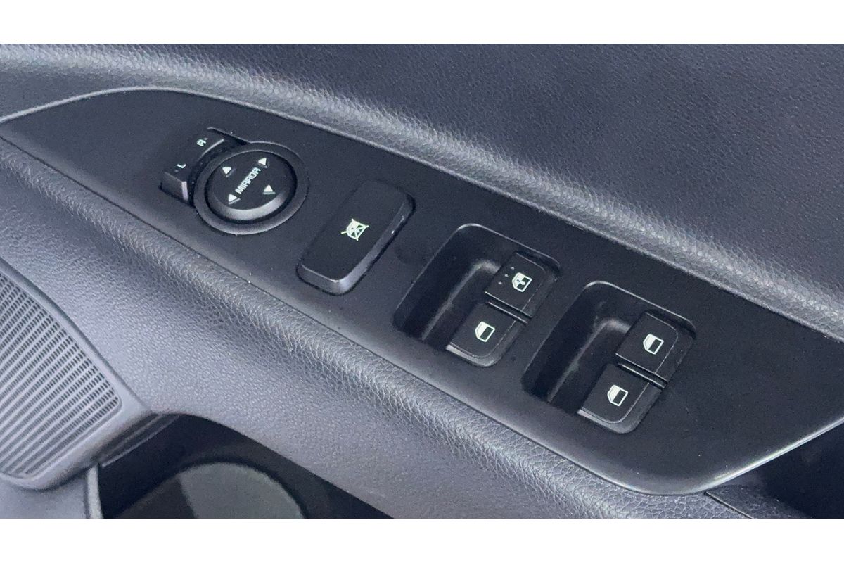 2023 Kia Stonic S YB