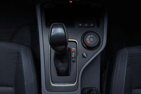 2015 Ford Everest Ambiente UA 3.2L