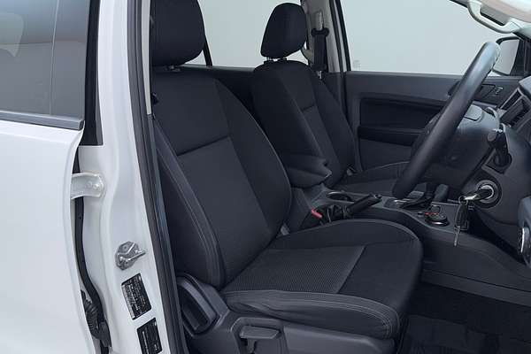 2015 Ford Everest Ambiente UA 3.2L