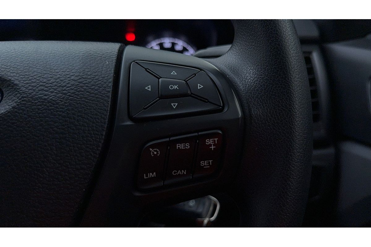 2015 Ford Everest Ambiente UA 3.2L