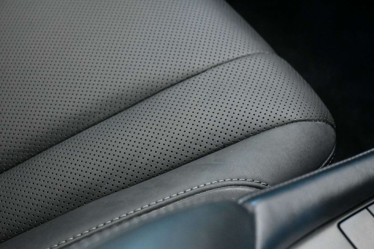 2020 Lexus LX LX450d VDJ201R