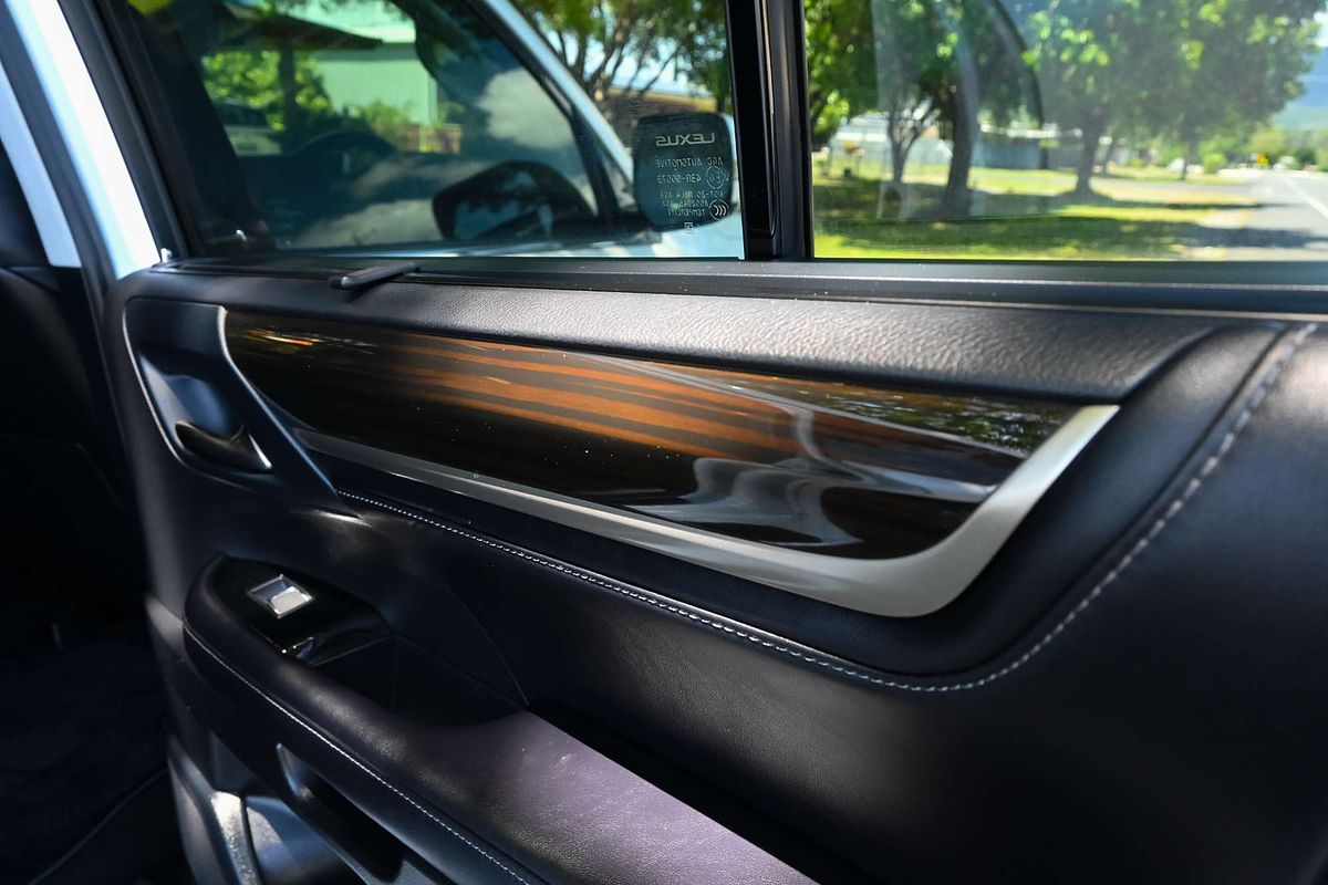 2020 Lexus LX LX450d VDJ201R