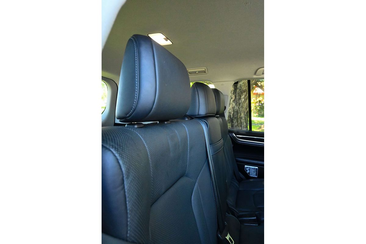 2020 Lexus LX LX450d VDJ201R