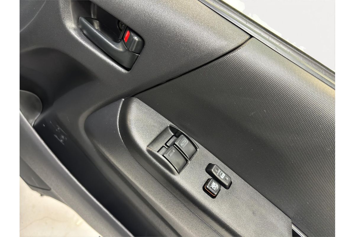 2014 Toyota Hiace Long DX