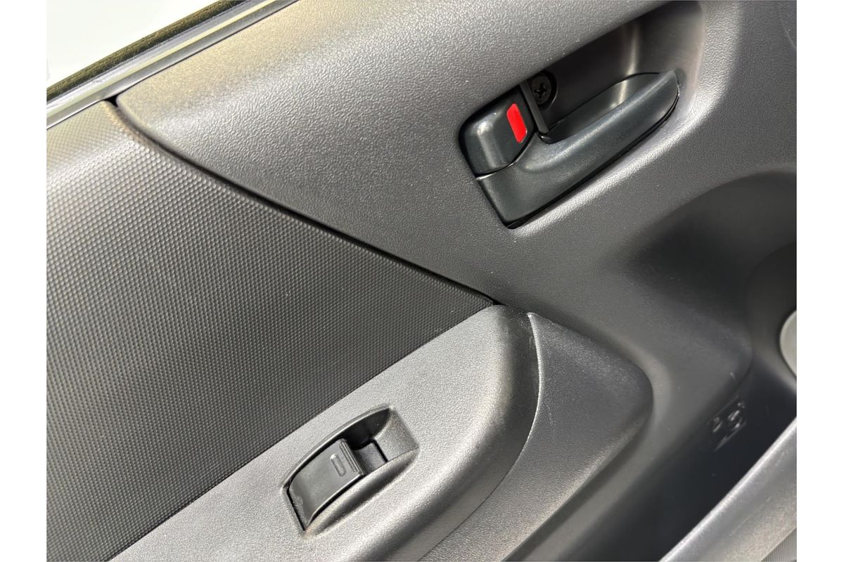 2014 Toyota Hiace Long DX