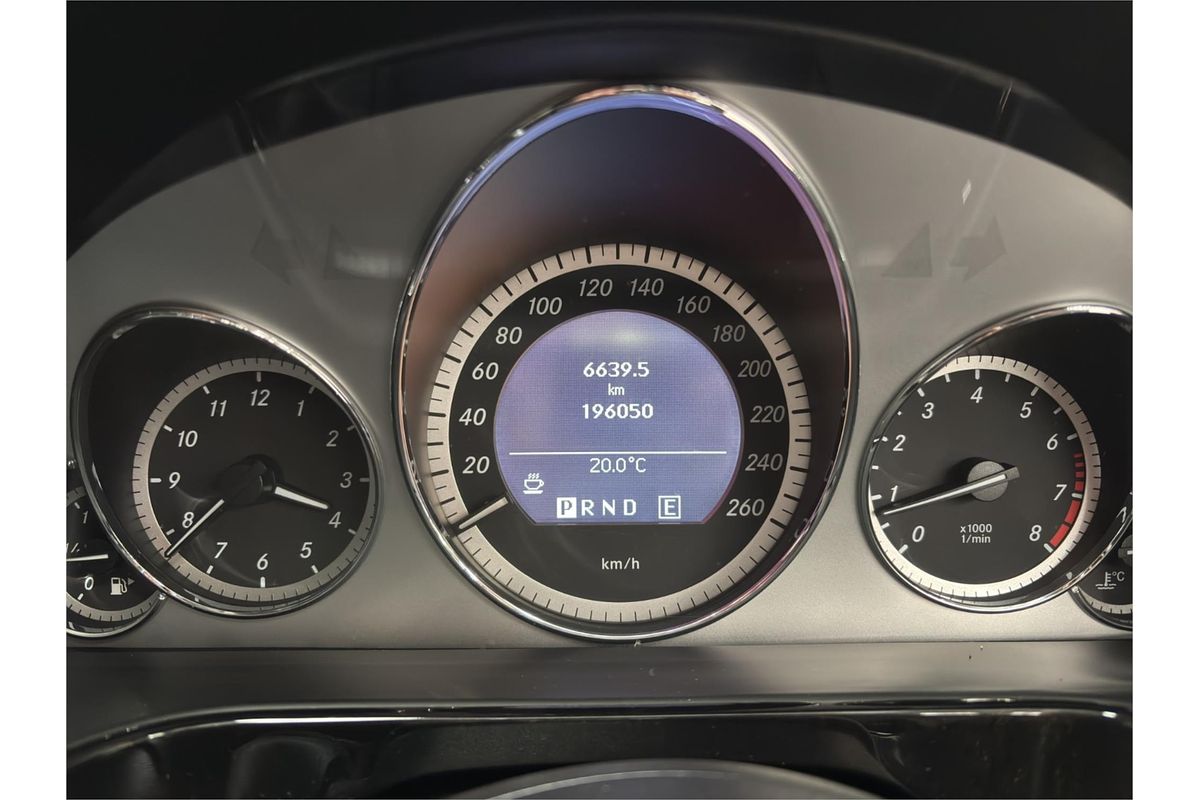 2010 Mercedes-Benz E-Class E250 CGI Avantgarde W212