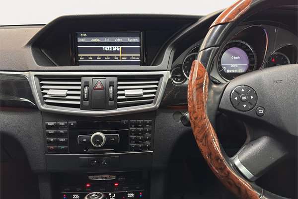 2010 Mercedes-Benz E-Class E250 CGI Avantgarde W212