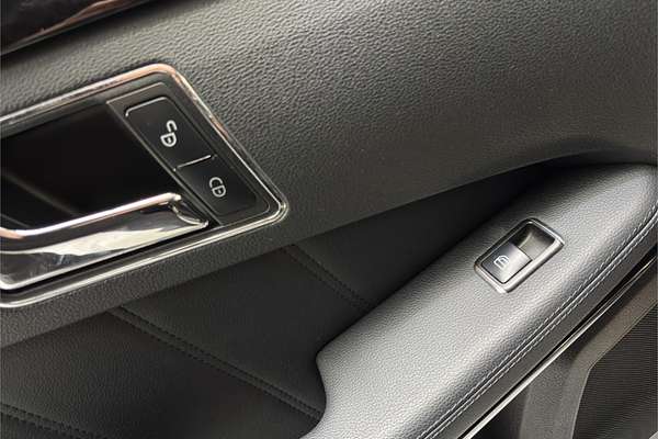 2010 Mercedes-Benz E-Class E250 CGI Avantgarde W212