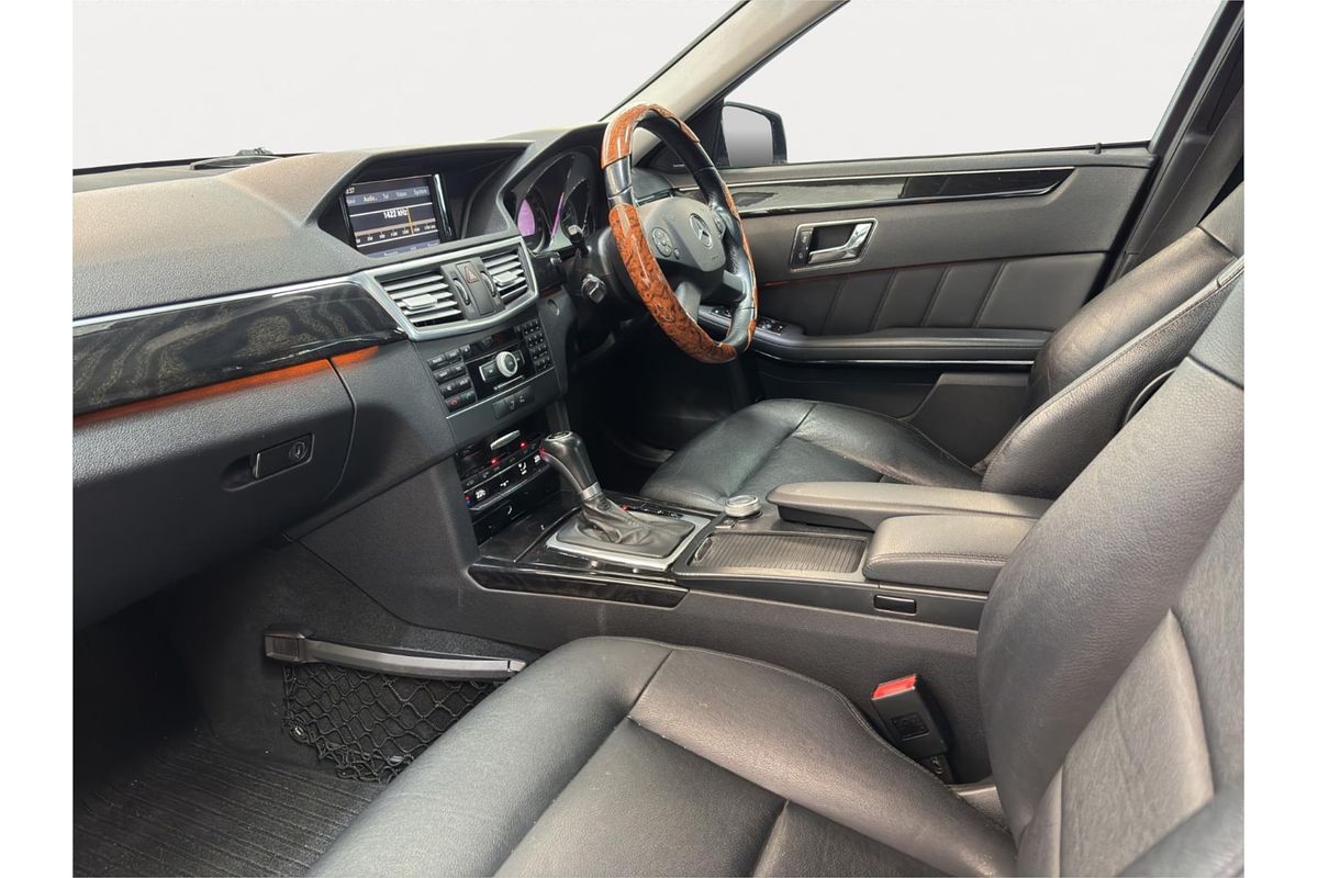 2010 Mercedes-Benz E-Class E250 CGI Avantgarde W212