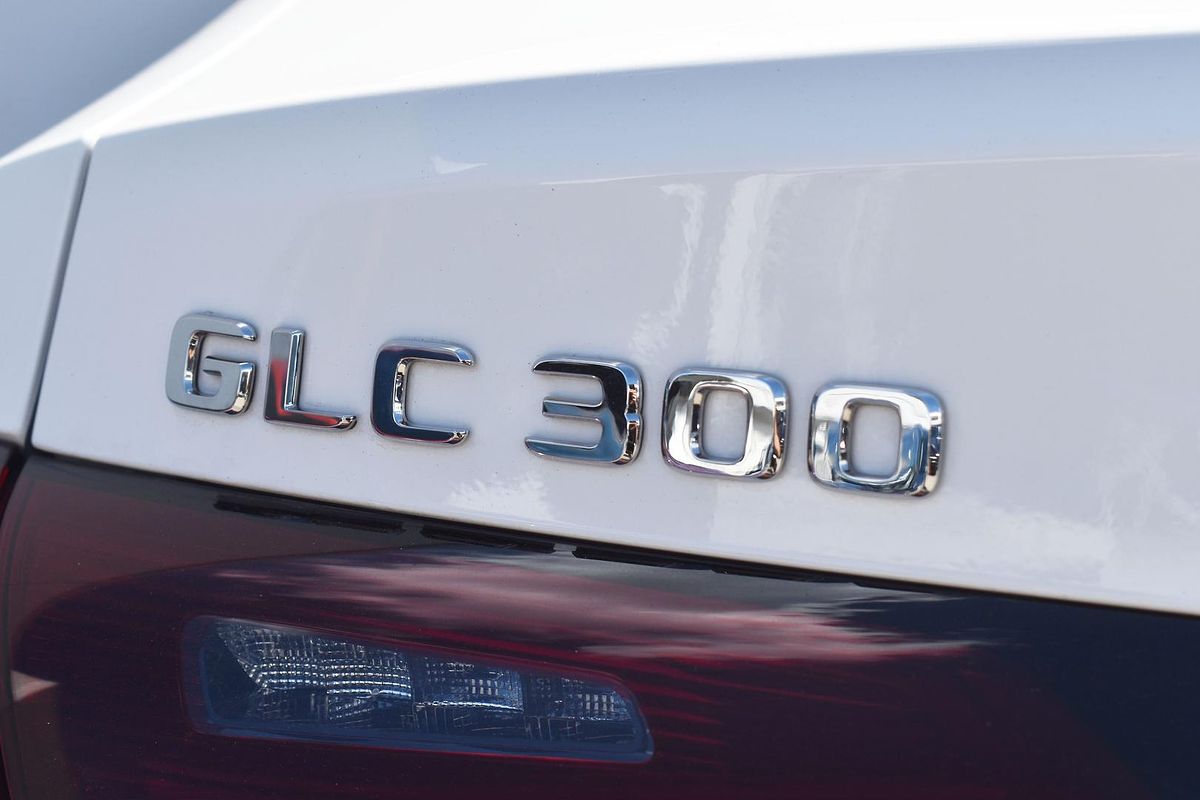 2025 Mercedes-Benz GLC-Class GLC300 C254