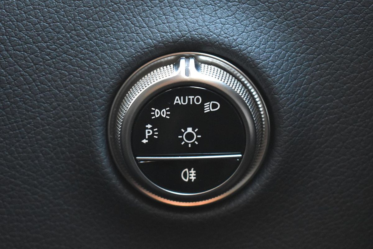 2025 Mercedes-Benz GLC-Class GLC300 C254