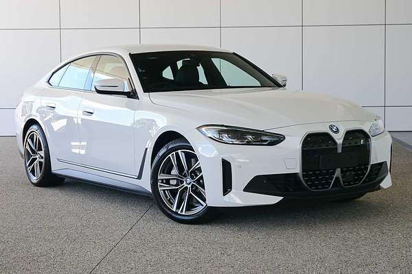 2023 BMW i4 eDrive35 G26