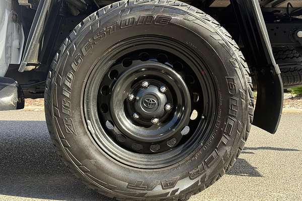 2020 Toyota Hilux SR GUN126R 4X4