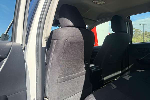 2020 Toyota Hilux SR GUN126R 4X4