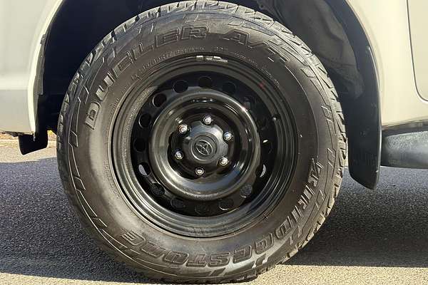 2020 Toyota Hilux SR GUN126R 4X4