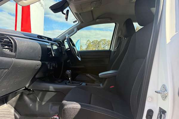 2020 Toyota Hilux SR GUN126R 4X4