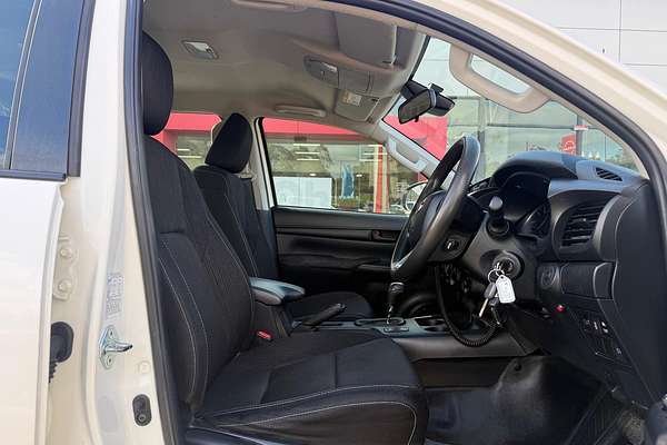 2020 Toyota Hilux SR GUN126R 4X4