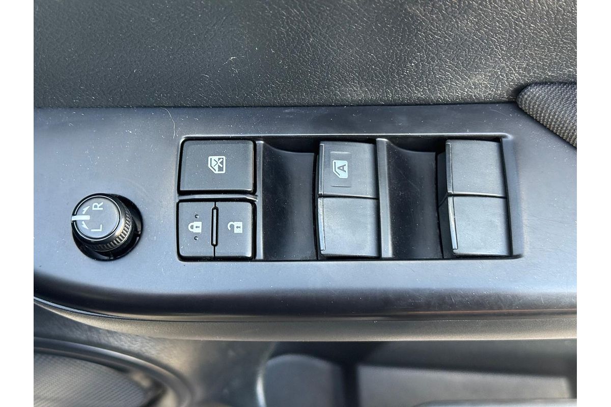 2020 Toyota Hilux SR GUN126R 4X4