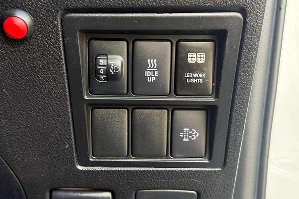 2020 Toyota Hilux SR GUN126R 4X4