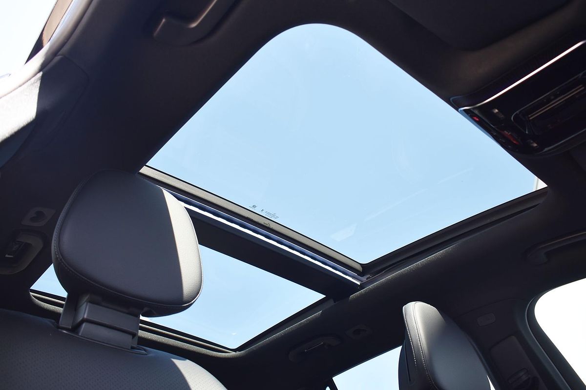 2024 Mercedes-Benz GLC-Class GLC300 X254