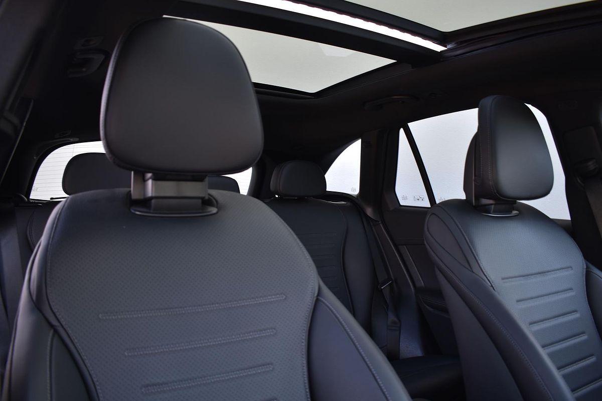 2024 Mercedes-Benz GLC-Class GLC300 X254