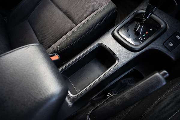 2017 Toyota Hilux SR GUN126R 4X4