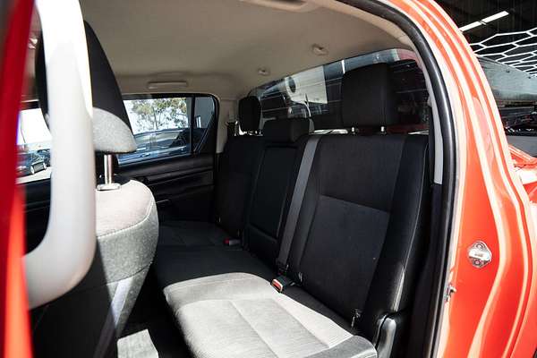 2017 Toyota Hilux SR GUN126R 4X4